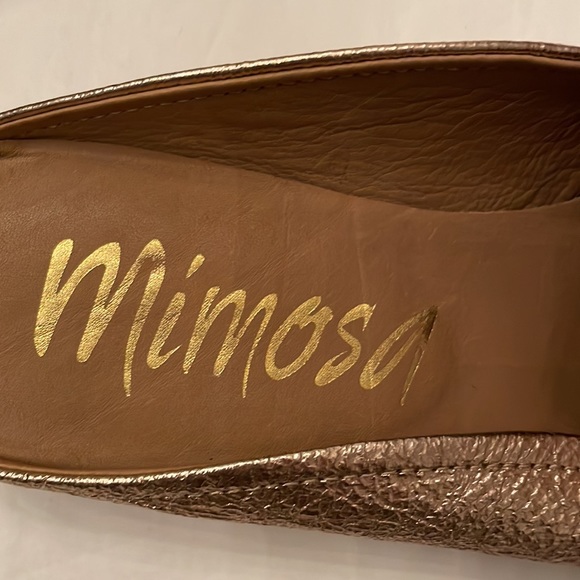 MIMOSA Rose Gold slides with flower detail - Picture 3 of 4